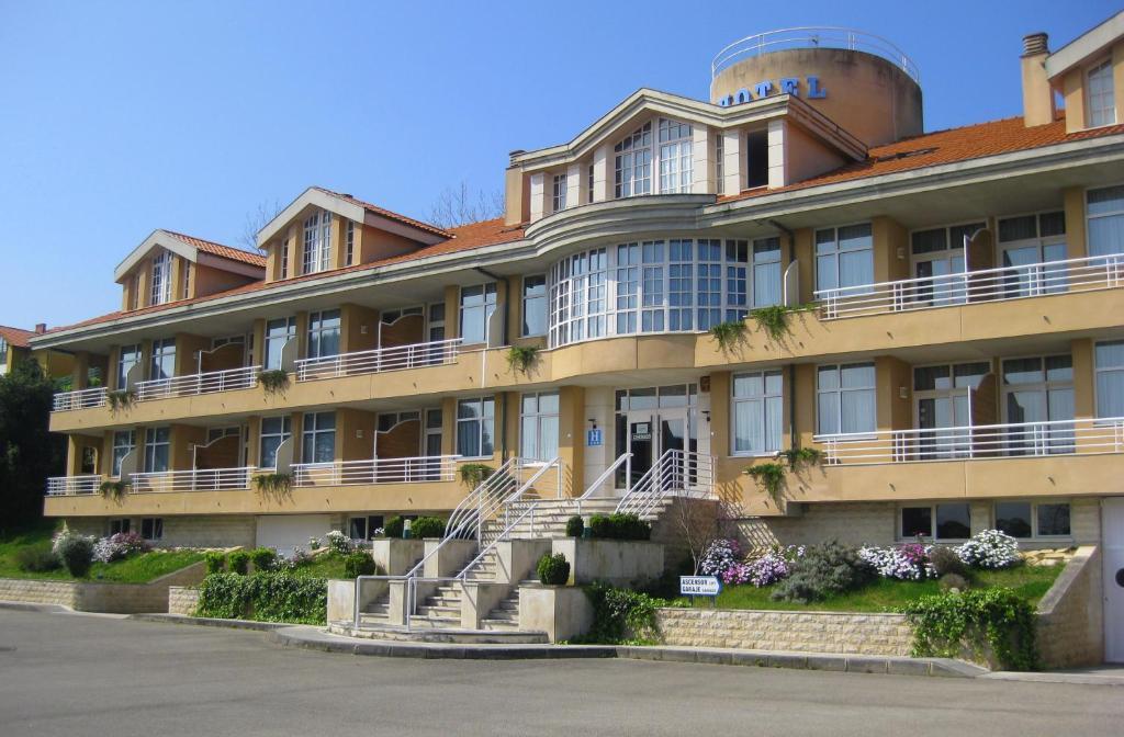 Residencia Miramar Hotel San Vicente De La Barquera Kültér fotó